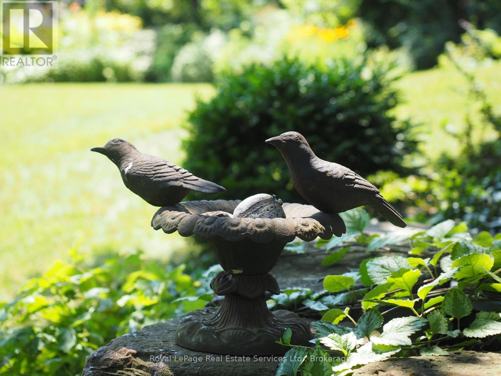 1334 Warwick Avenue, Oakville, Ontario  L6L 2W1 - Photo 34 - W12515674