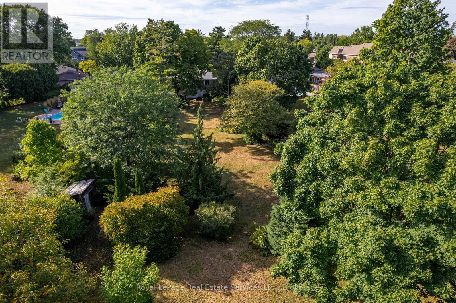 1334 Warwick Avenue, Oakville, Ontario  L6L 2W1 - Photo 6 - W12515674