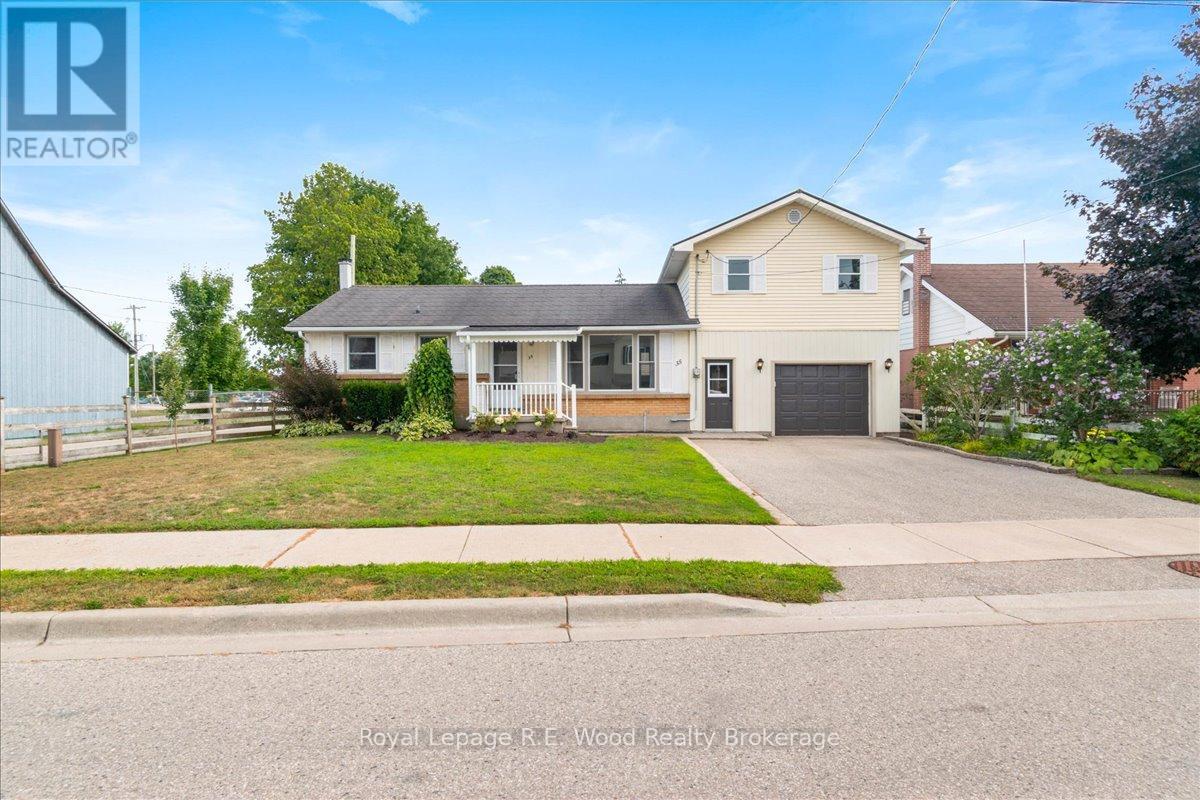 35 SANDERS STREET, Tillsonburg, Ontario