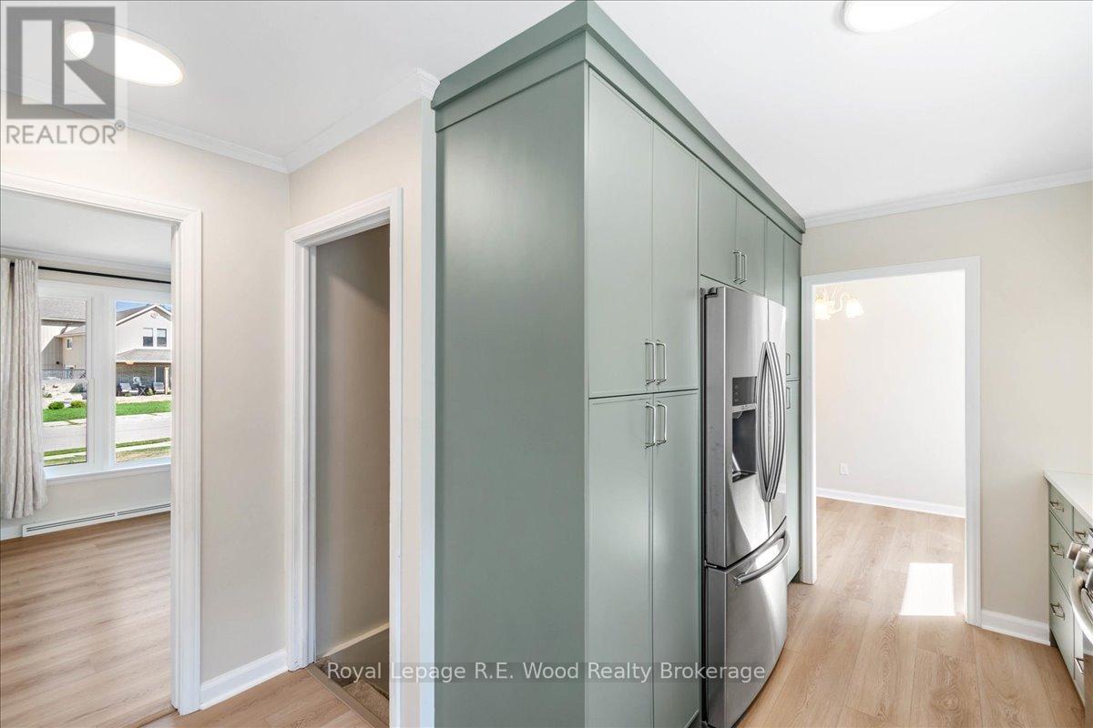 35 Sanders Street, Tillsonburg, Ontario  N4G 1H7 - Photo 10 - X12515718