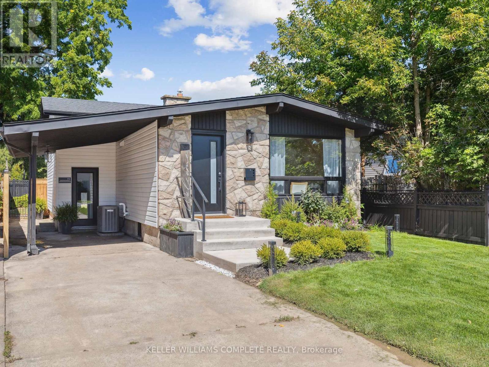 71 Jarrow Road, St. Catharines, Ontario  L2M 1B7 - Photo 2 - X12515698