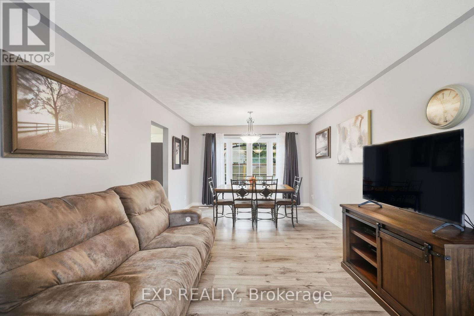 30 Lingwood Drive, Norfolk, Ontario  N0E 1Y0 - Photo 14 - X12515222