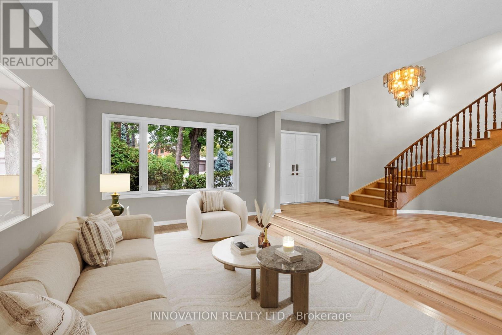 206 Cypress Court, Ottawa, Ontario  K2H 8Z8 - Photo 2 - X12426983