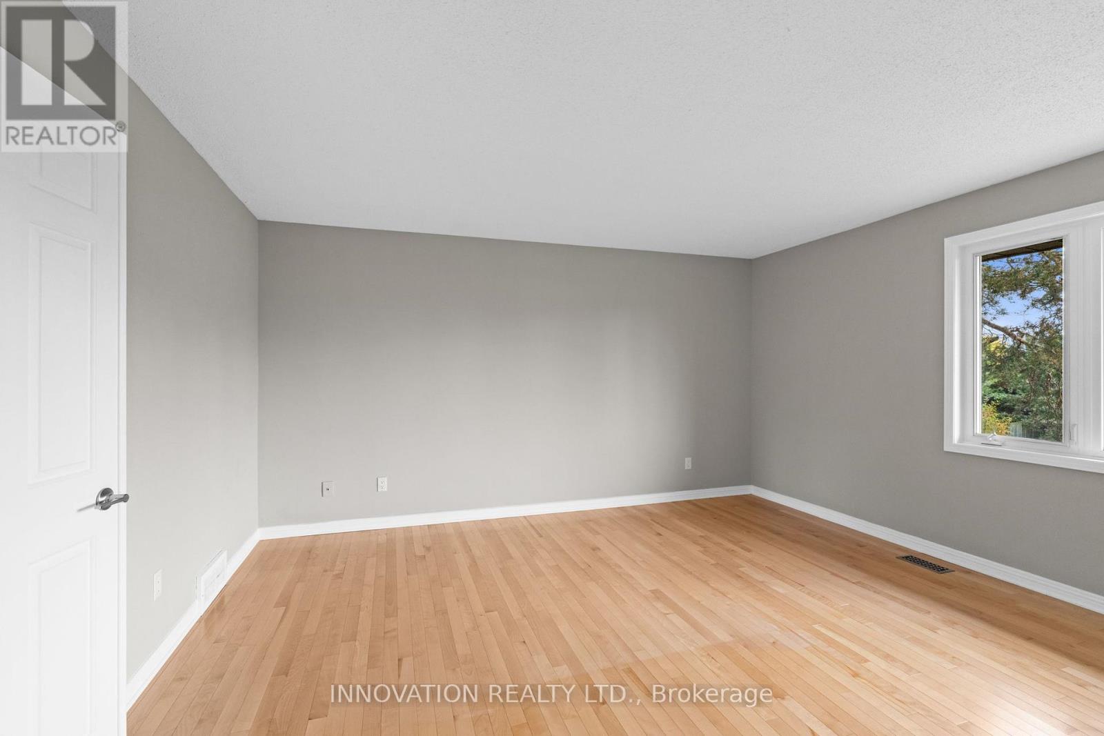 206 Cypress Court, Ottawa, Ontario  K2H 8Z8 - Photo 25 - X12426983