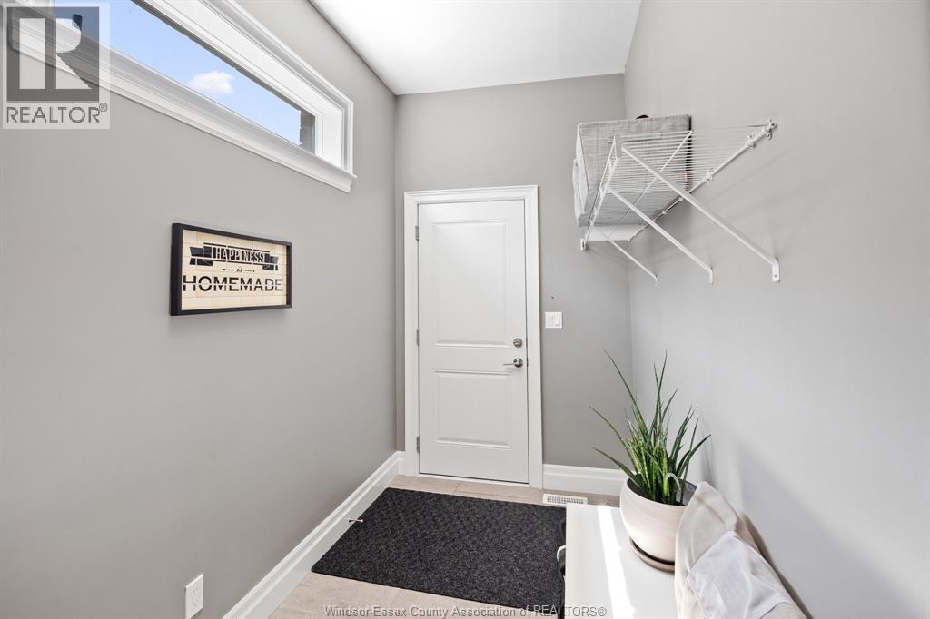 225 Elsworth, Lasalle, Ontario  N9J 0C6 - Photo 14 - 25028131