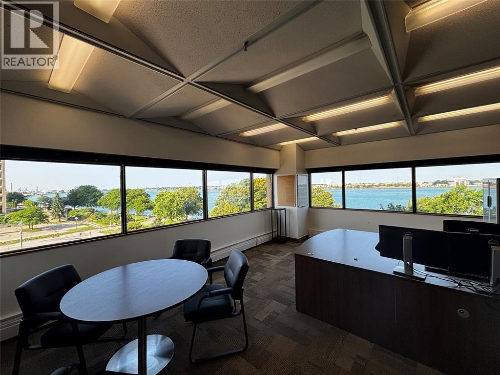 265 Front Street North Unit# 3rd Floor, Sarnia, Ontario  N7T 7V4 - Photo 7 - 25028123