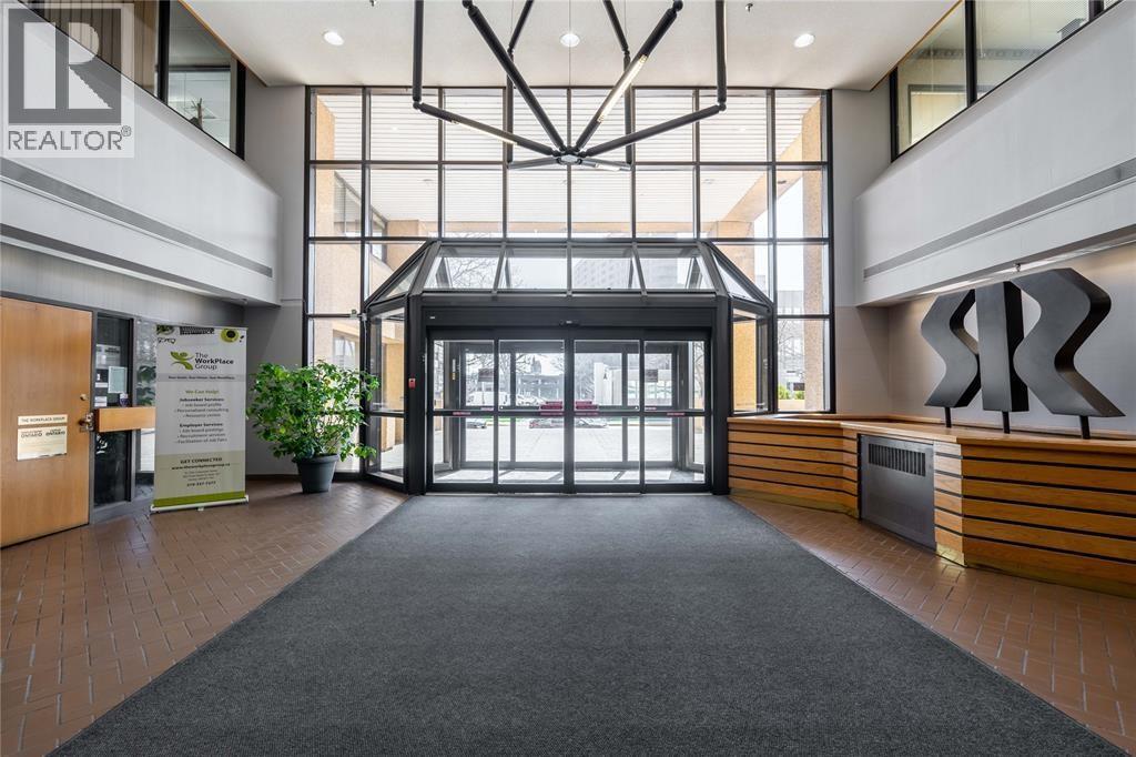 265 Front Street North Unit# 3rd Floor, Sarnia, Ontario  N7T 7V4 - Photo 6 - 25028123