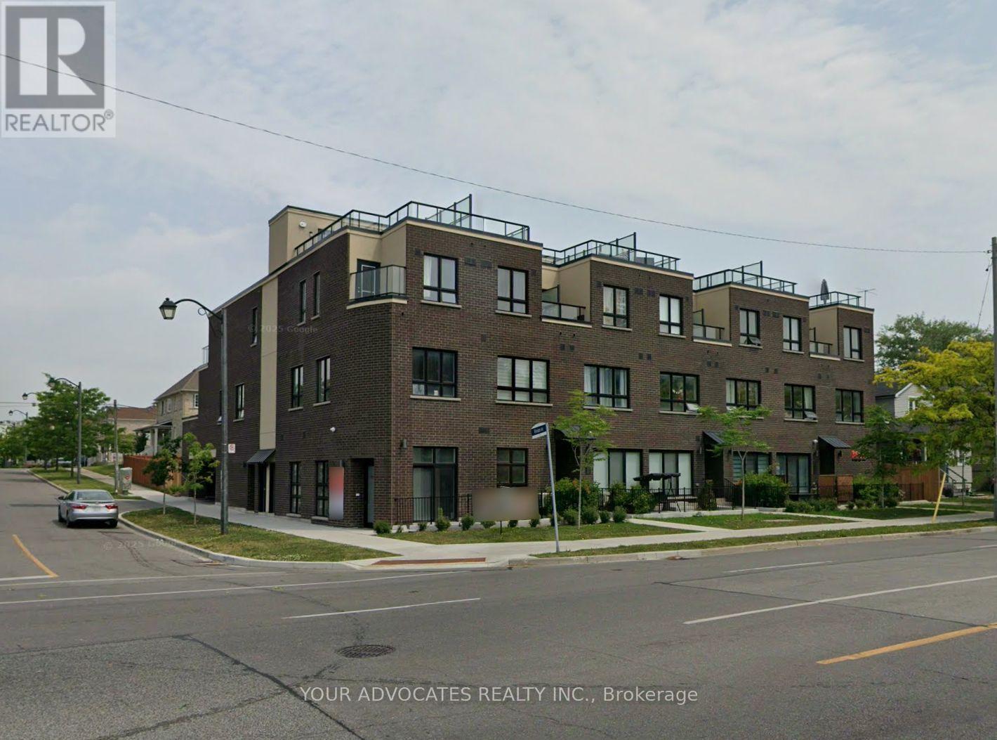 9 VIVIAN ROAD, Toronto, Ontario