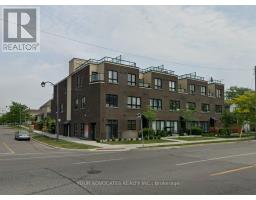 9 VIVIAN ROAD, Toronto, Ontario