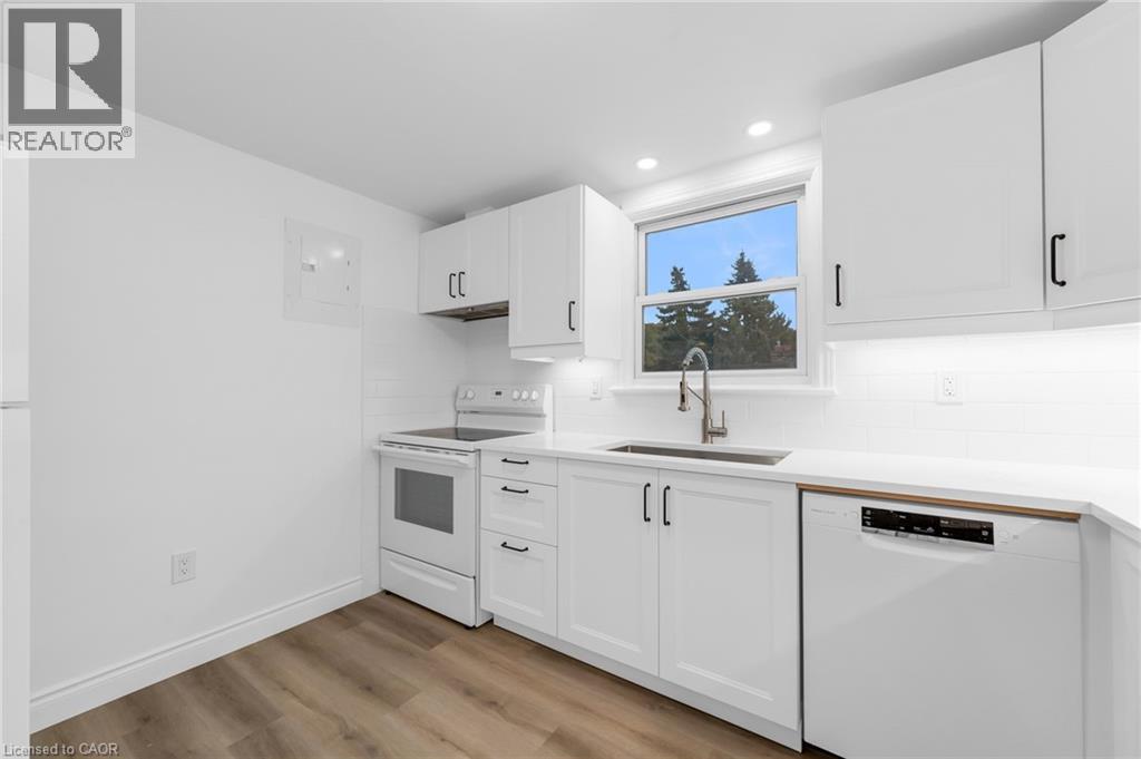 2 Wardrope Avenue Unit# 1, Stoney Creek, Ontario  L8G 1R8 - Photo 4 - 40784781