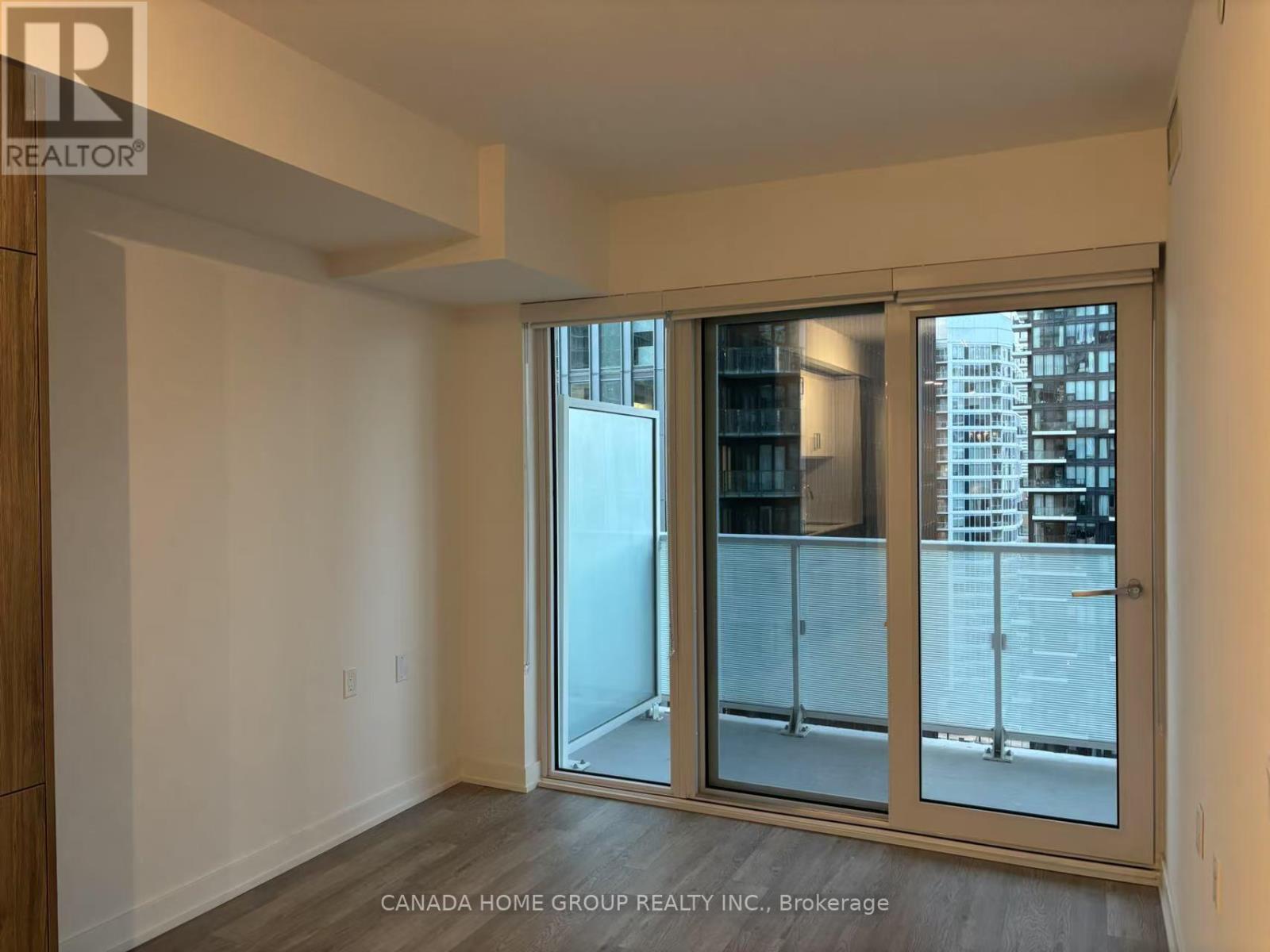 2016 - 88 Queen Street E, Toronto, Ontario  M5C 1S1 - Photo 10 - C12515728