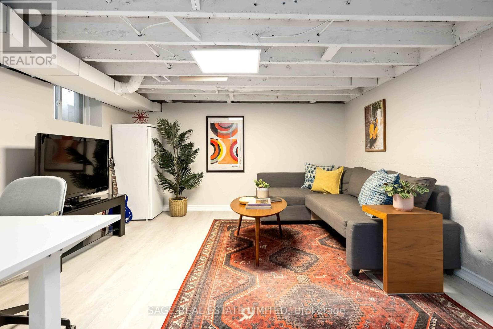 552 Victoria Park Avenue, Toronto, Ontario  M4E 3T5 - Photo 43 - E12515690