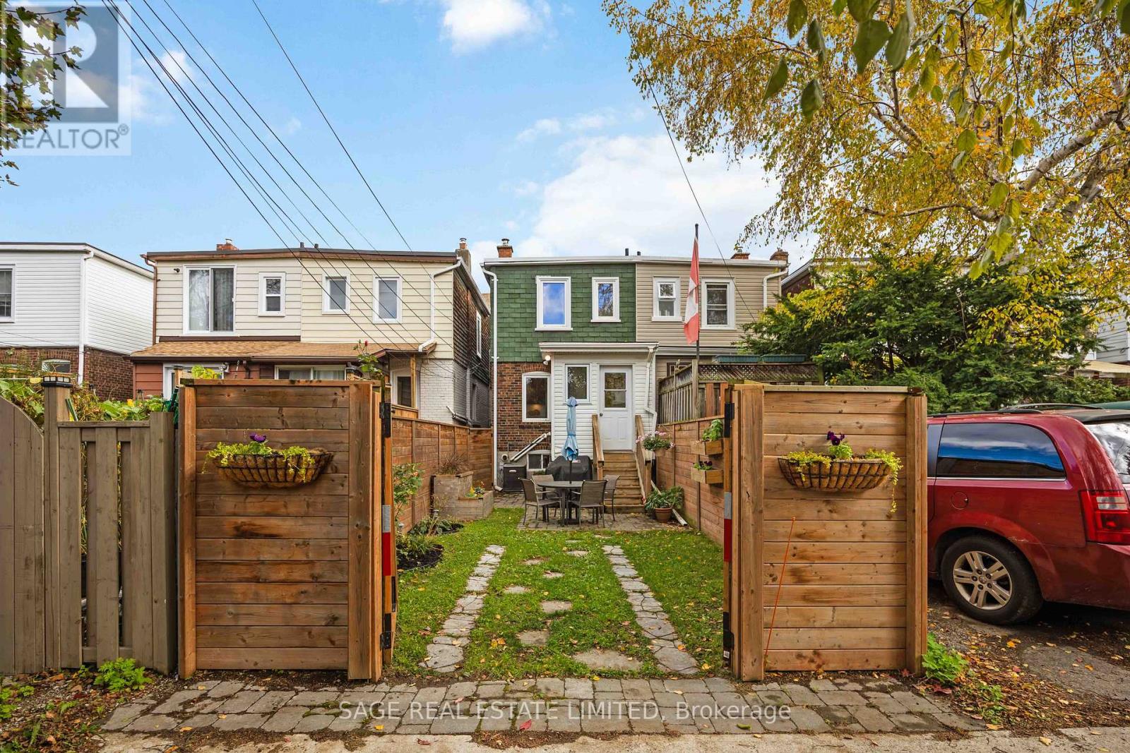 552 Victoria Park Avenue, Toronto, Ontario  M4E 3T5 - Photo 50 - E12515690