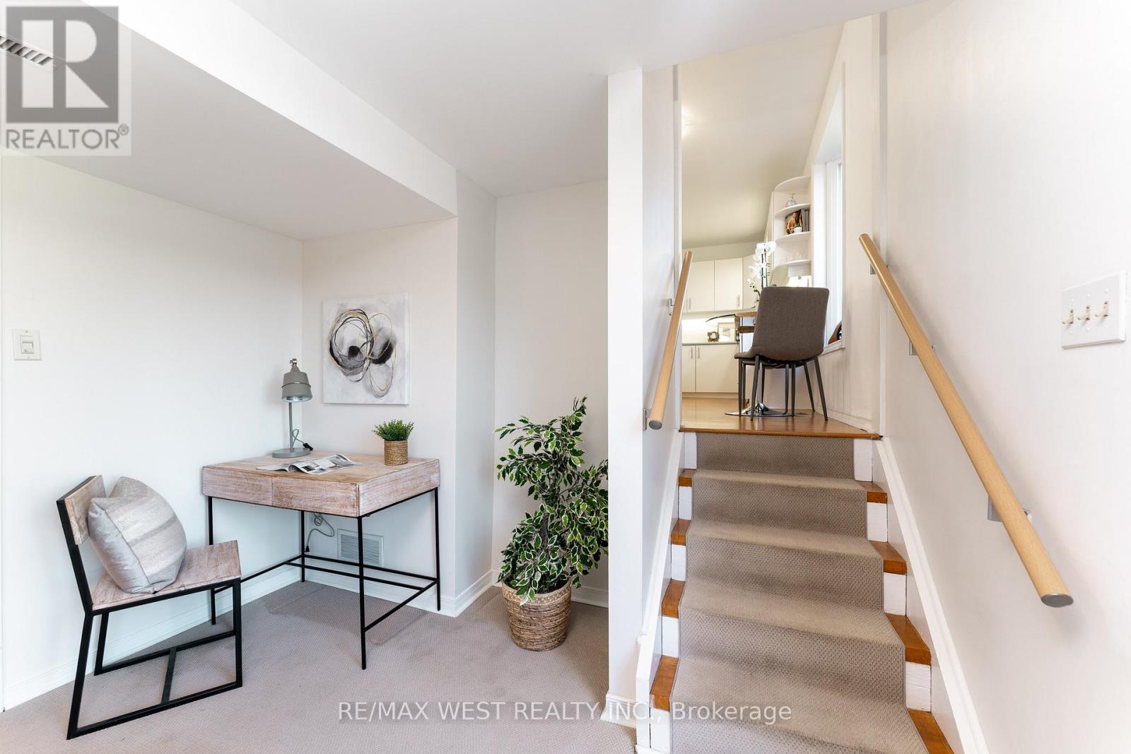 Unknown Address, ,     - Photo 11 - E12515710