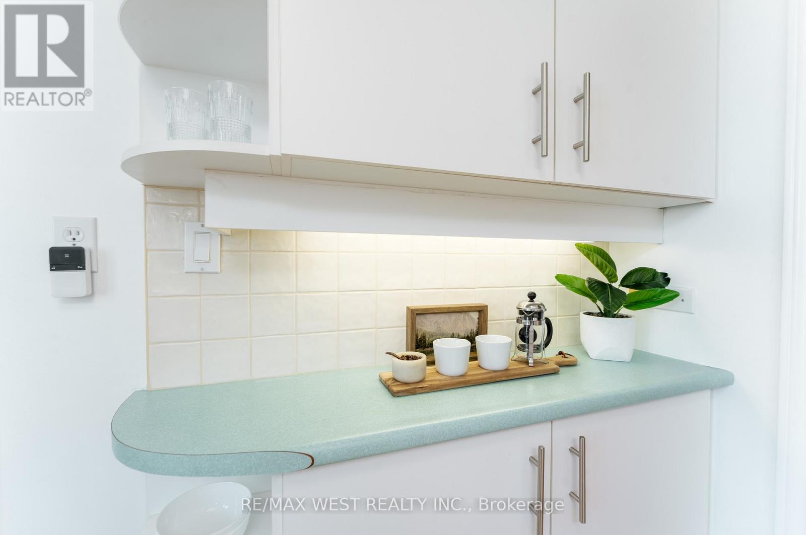 Unknown Address, ,     - Photo 15 - E12515710