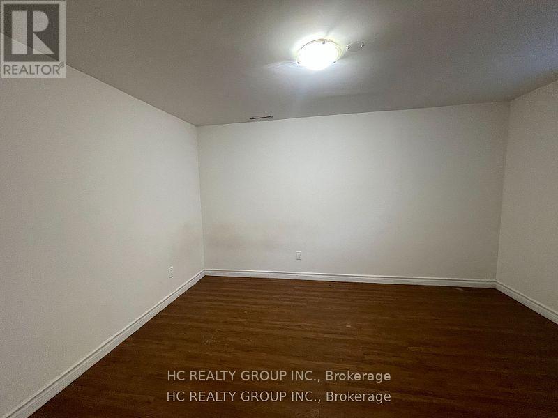 Basement - 516 Lynett Crescent, Richmond Hill, Ontario  L4C 2V9 - Photo 6 - N12515684