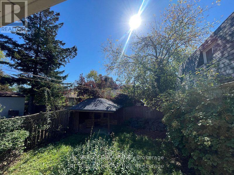 Basement - 516 Lynett Crescent, Richmond Hill, Ontario  L4C 2V9 - Photo 7 - N12515684