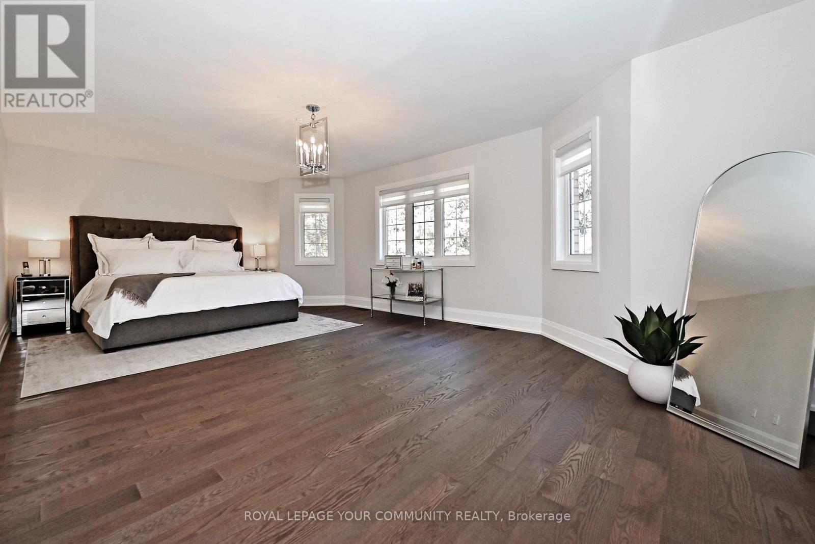 313 Willis Drive, Aurora, Ontario  L4G 7M3 - Photo 21 - N12515692