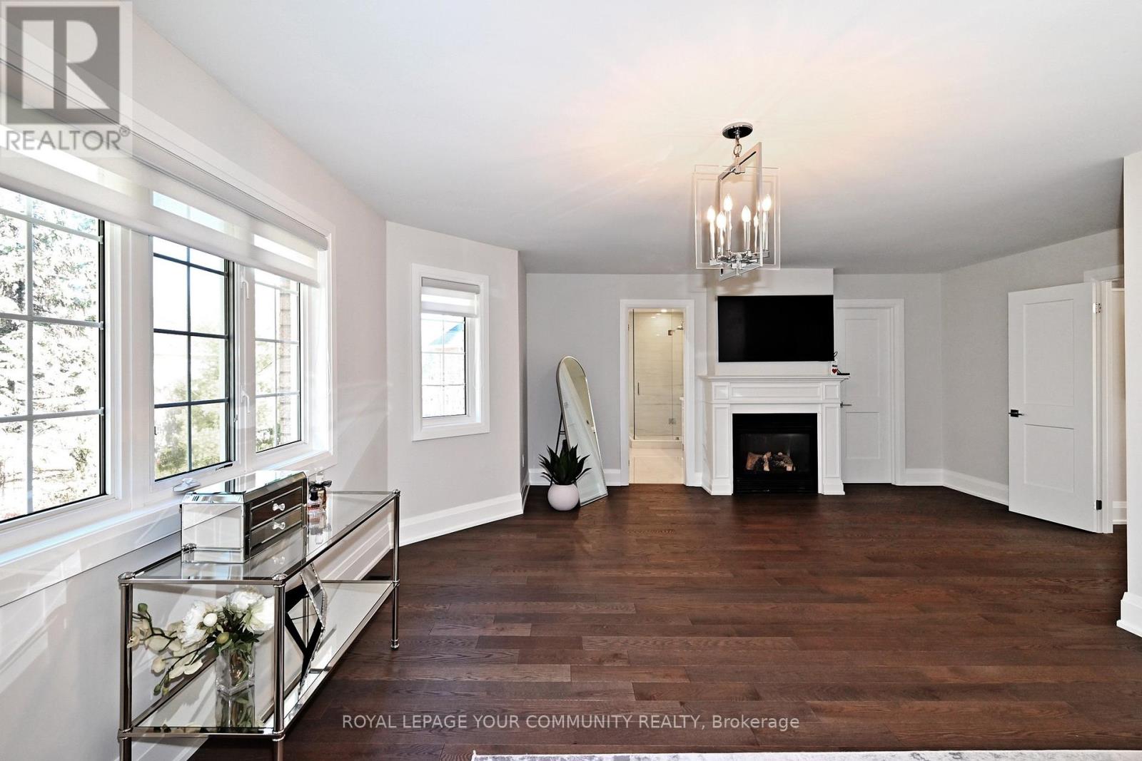 313 Willis Drive, Aurora, Ontario  L4G 7M3 - Photo 22 - N12515692