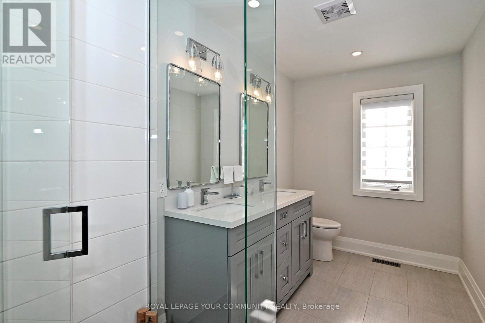 313 Willis Drive, Aurora, Ontario  L4G 7M3 - Photo 29 - N12515692