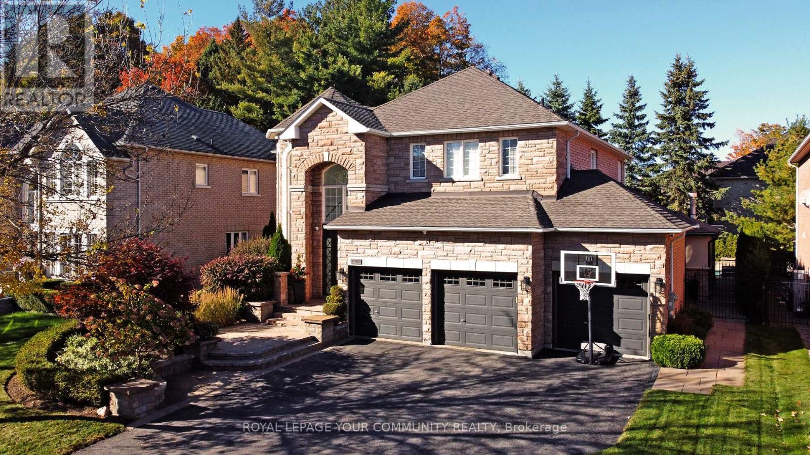 313 Willis Drive, Aurora, Ontario  L4G 7M3 - Photo 3 - N12515692