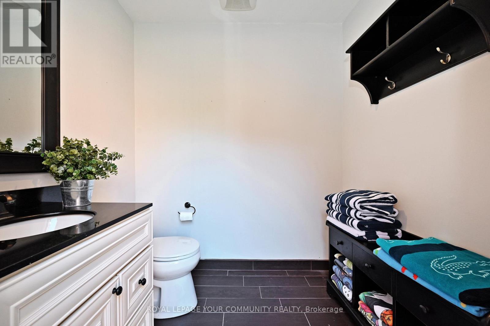 313 Willis Drive, Aurora, Ontario  L4G 7M3 - Photo 36 - N12515692