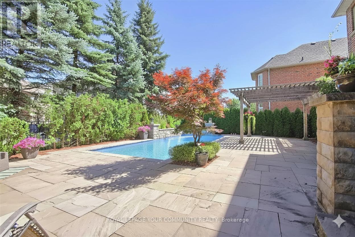 313 Willis Drive, Aurora, Ontario  L4G 7M3 - Photo 39 - N12515692