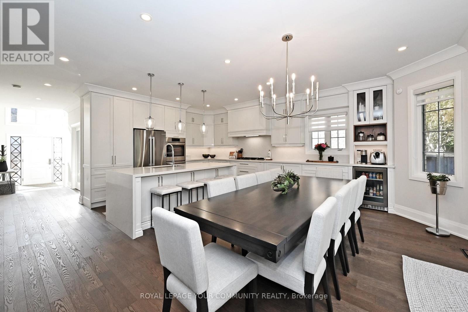 313 Willis Drive, Aurora, Ontario  L4G 7M3 - Photo 7 - N12515692