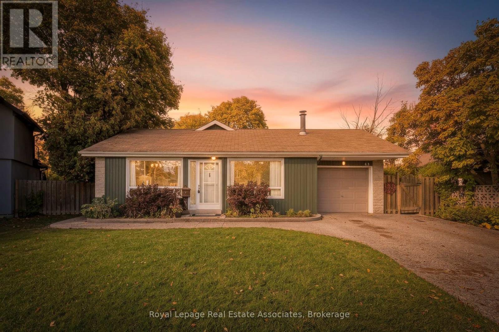 63 BOW RIVER CRESCENT, Mississauga, Ontario