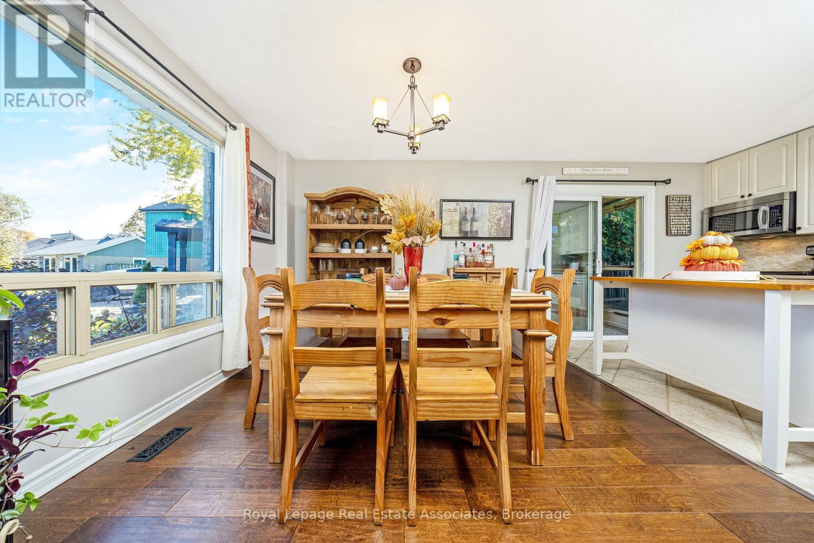 63 Bow River Crescent, Mississauga, Ontario  L5N 1J1 - Photo 12 - W12515688