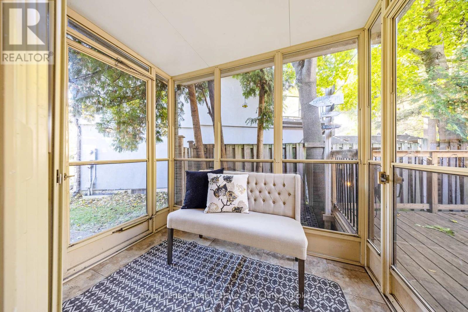 63 Bow River Crescent, Mississauga, Ontario  L5N 1J1 - Photo 21 - W12515688