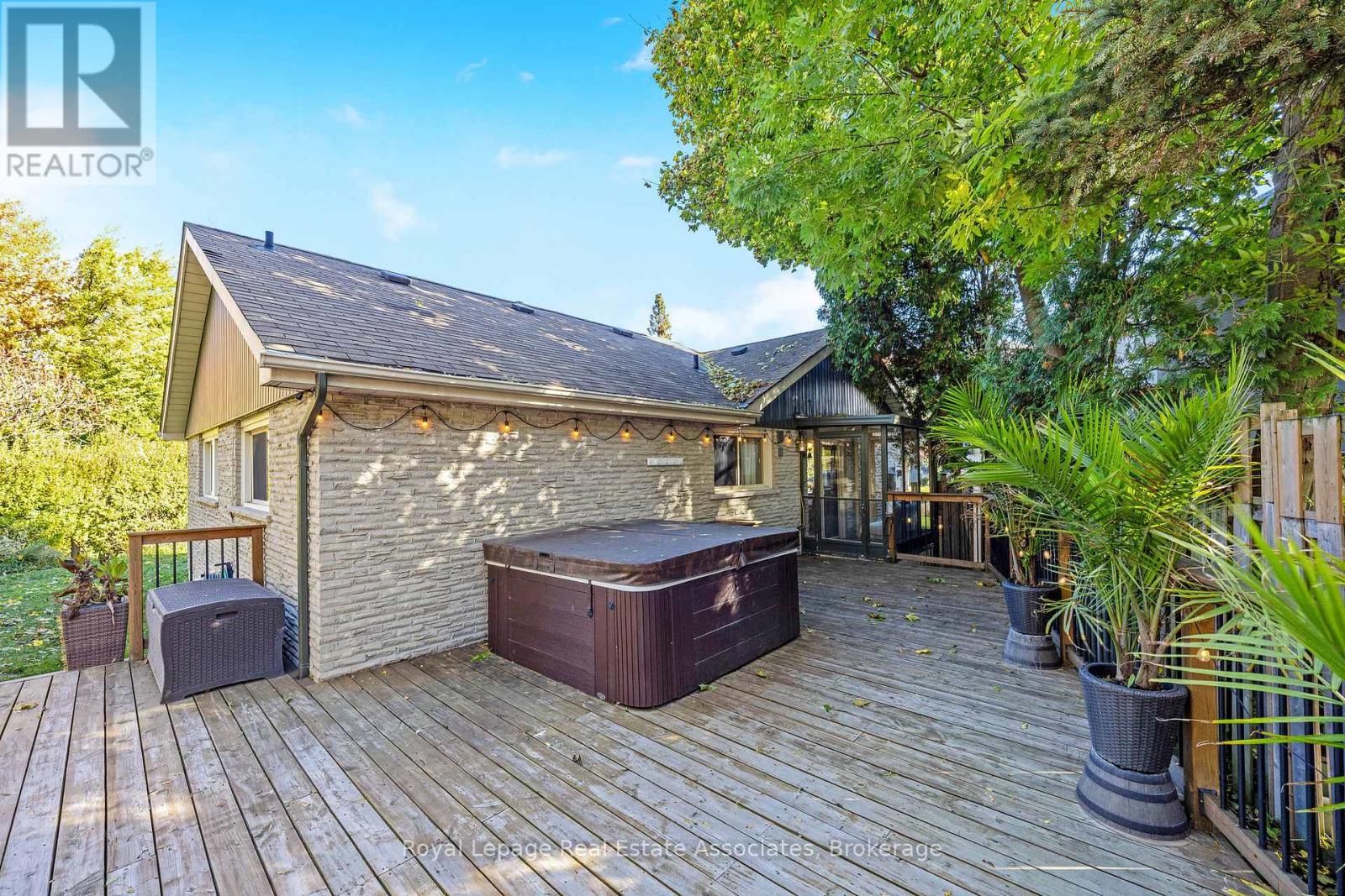 63 Bow River Crescent, Mississauga, Ontario  L5N 1J1 - Photo 37 - W12515688