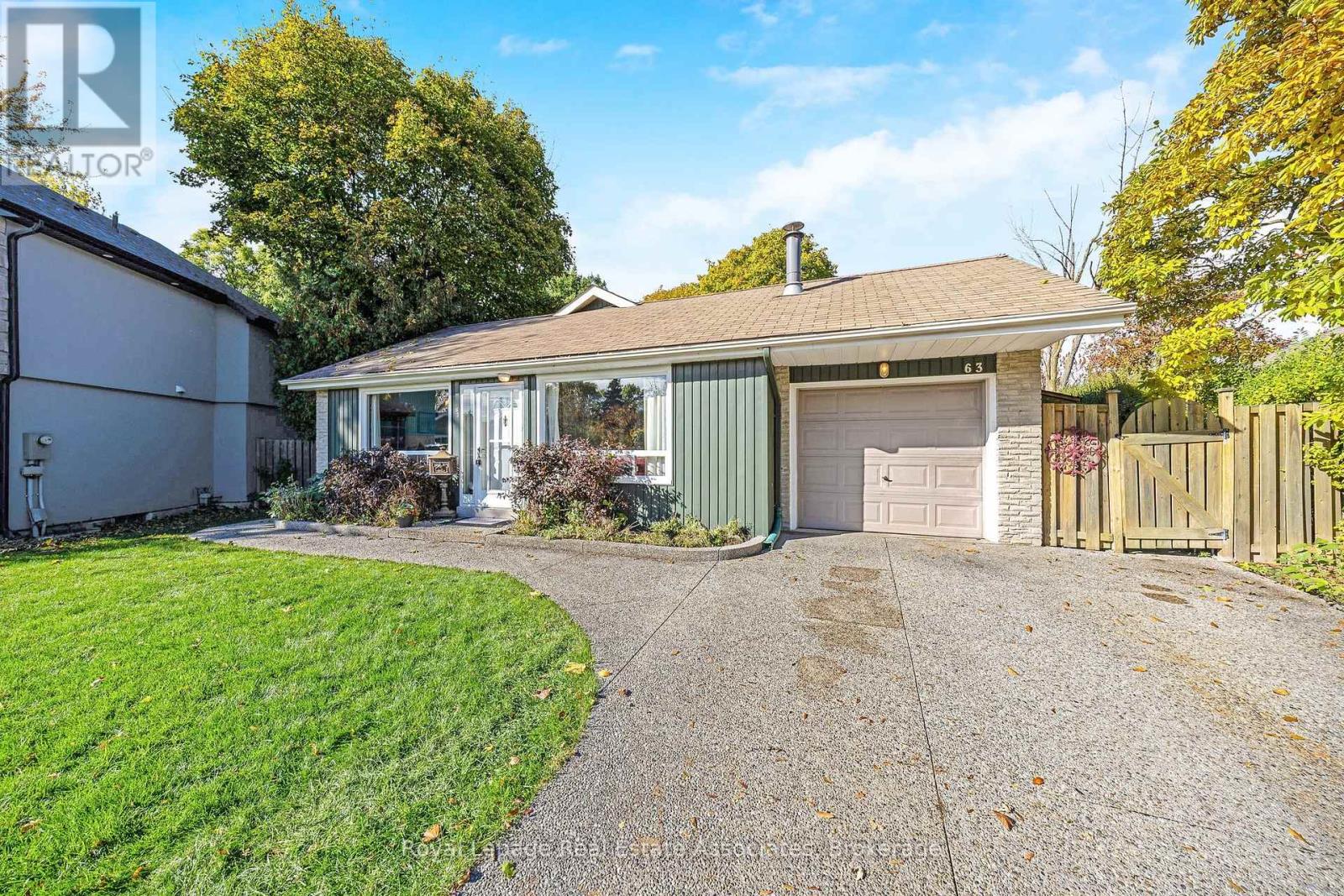 63 Bow River Crescent, Mississauga, Ontario  L5N 1J1 - Photo 5 - W12515688