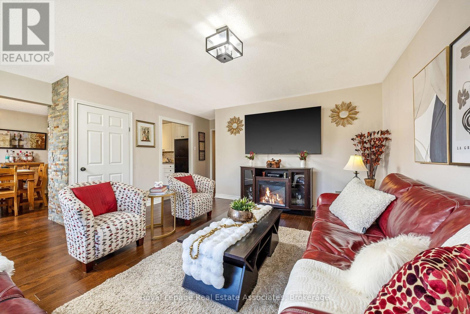 63 Bow River Crescent, Mississauga, Ontario  L5N 1J1 - Photo 9 - W12515688