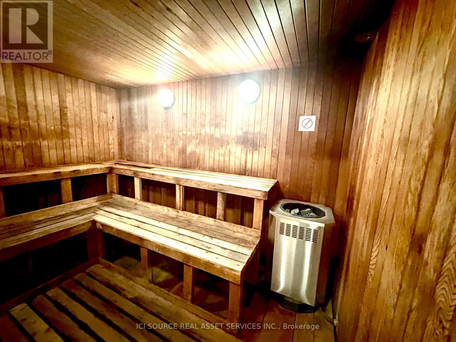 1906 - 335 Rathburn Road W, Mississauga, Ontario  L5B 0C8 - Photo 28 - W12515696