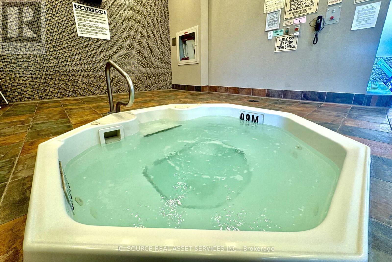 1906 - 335 Rathburn Road W, Mississauga, Ontario  L5B 0C8 - Photo 30 - W12515696