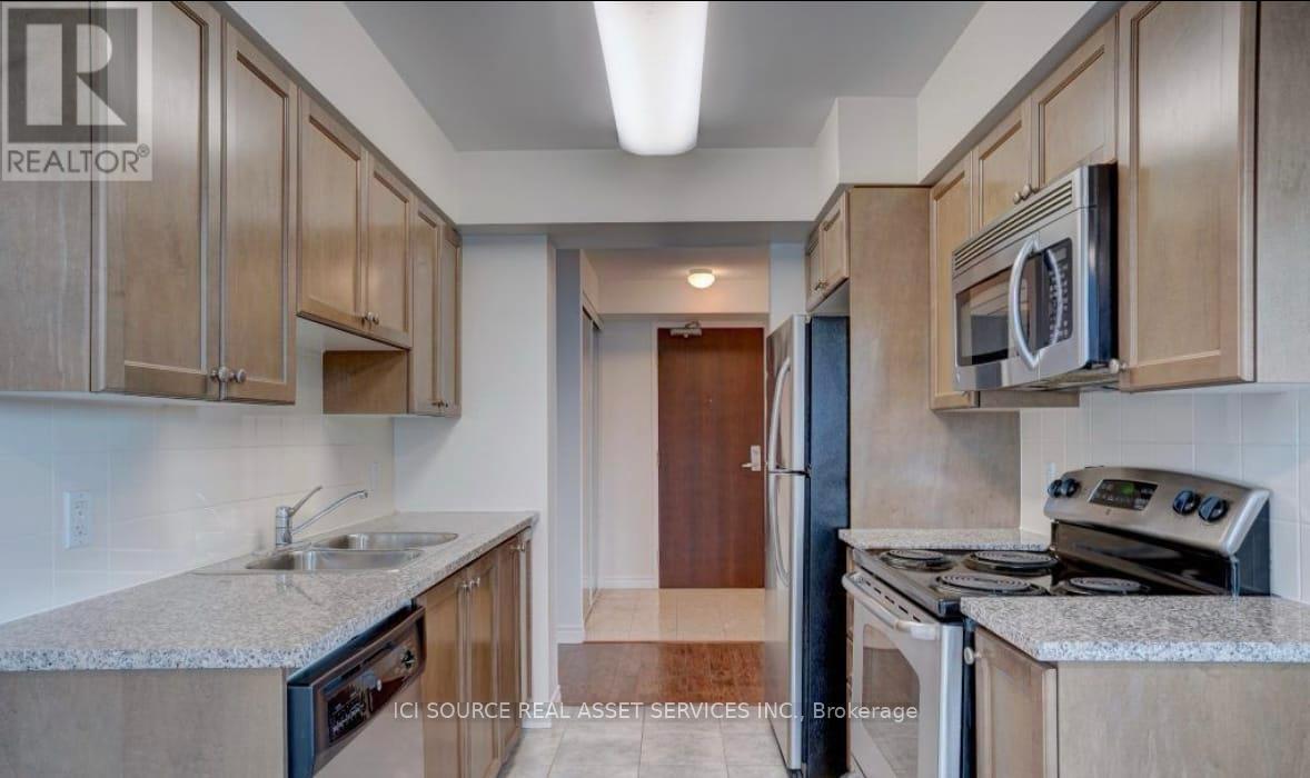 1906 - 335 Rathburn Road W, Mississauga, Ontario  L5B 0C8 - Photo 6 - W12515696