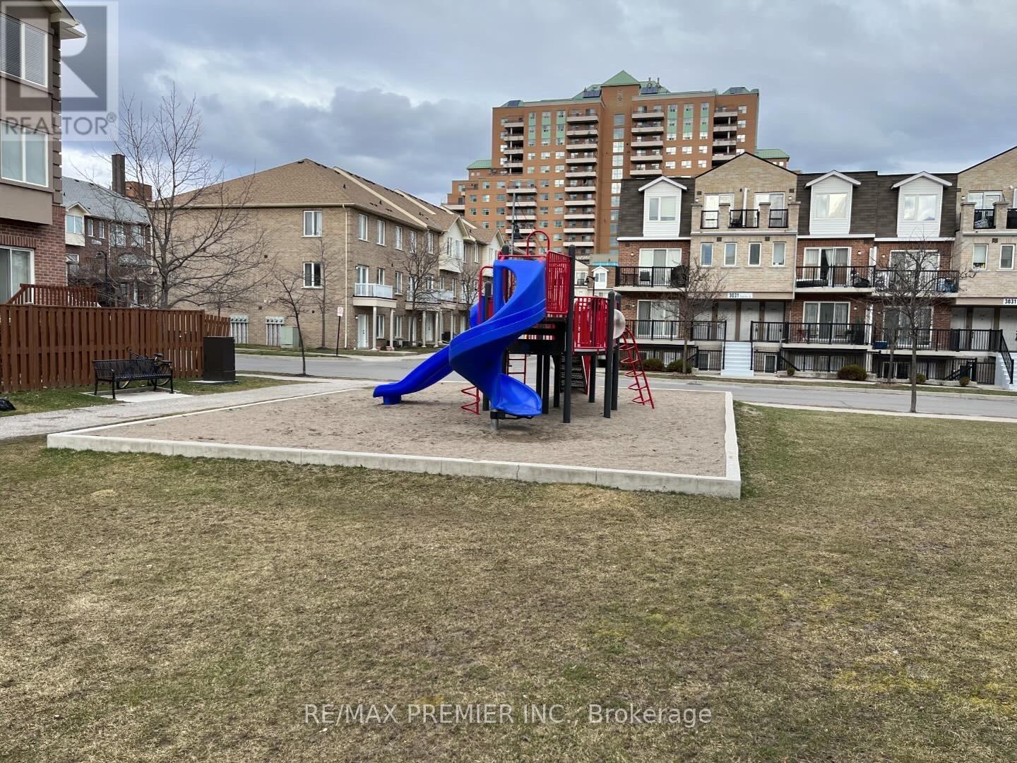 19 - 3055 Finch Avenue W, Toronto, Ontario  M9M 0A6 - Photo 8 - W12515716