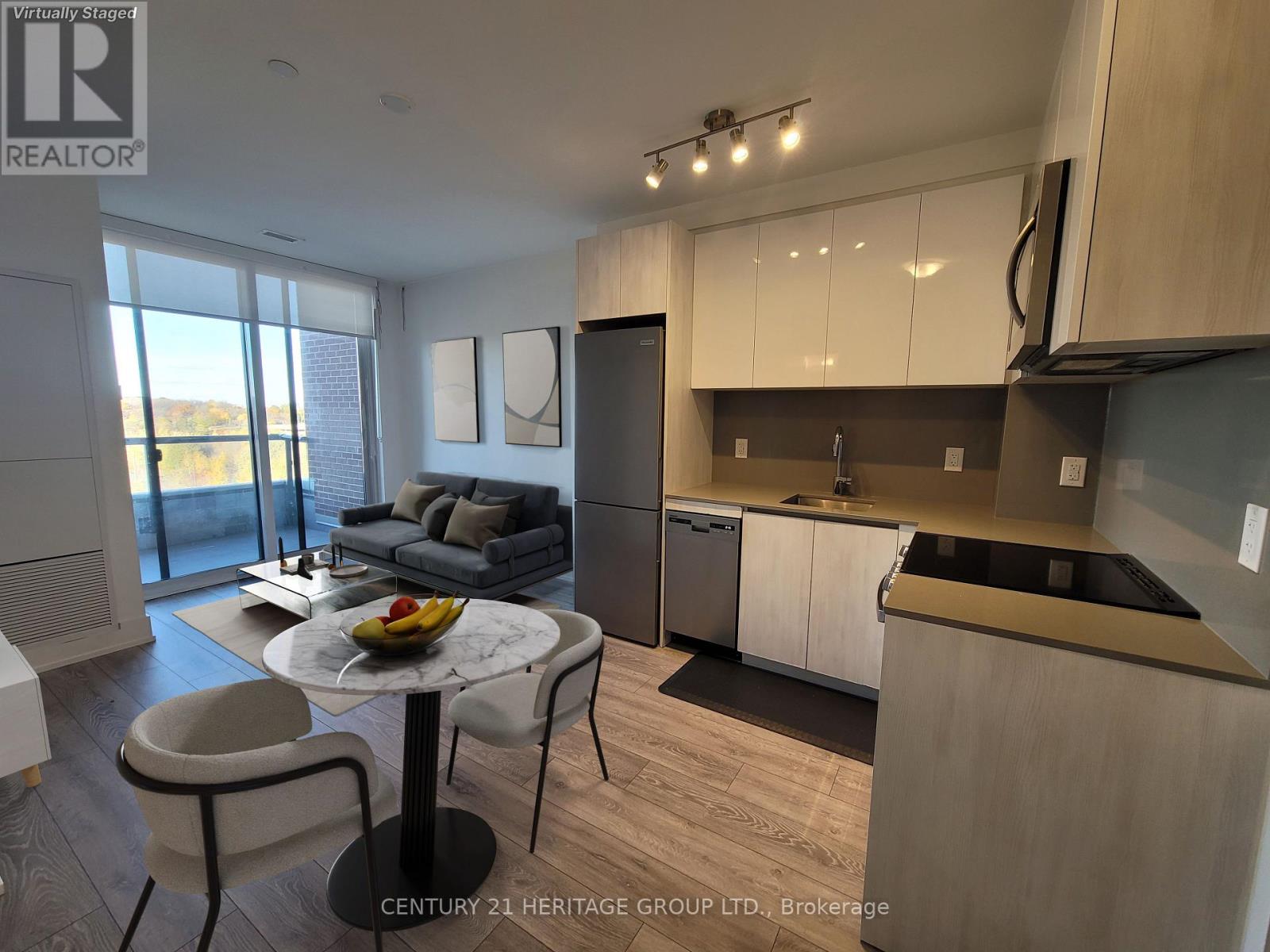 904 - 3100 KEELE STREET, Toronto, Ontario