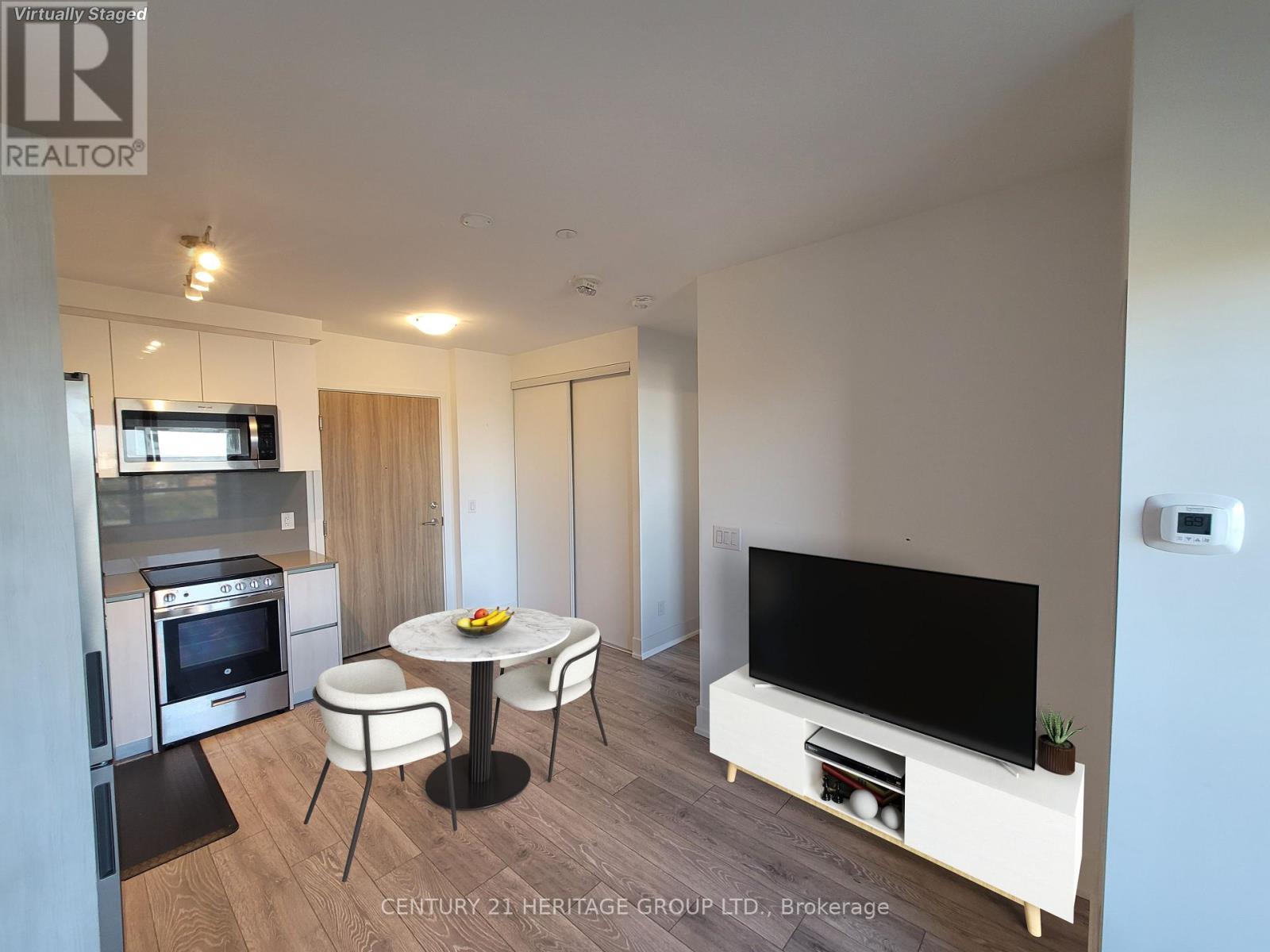 904 - 3100 Keele Street, Toronto, Ontario  M3M 2H4 - Photo 3 - W12515722