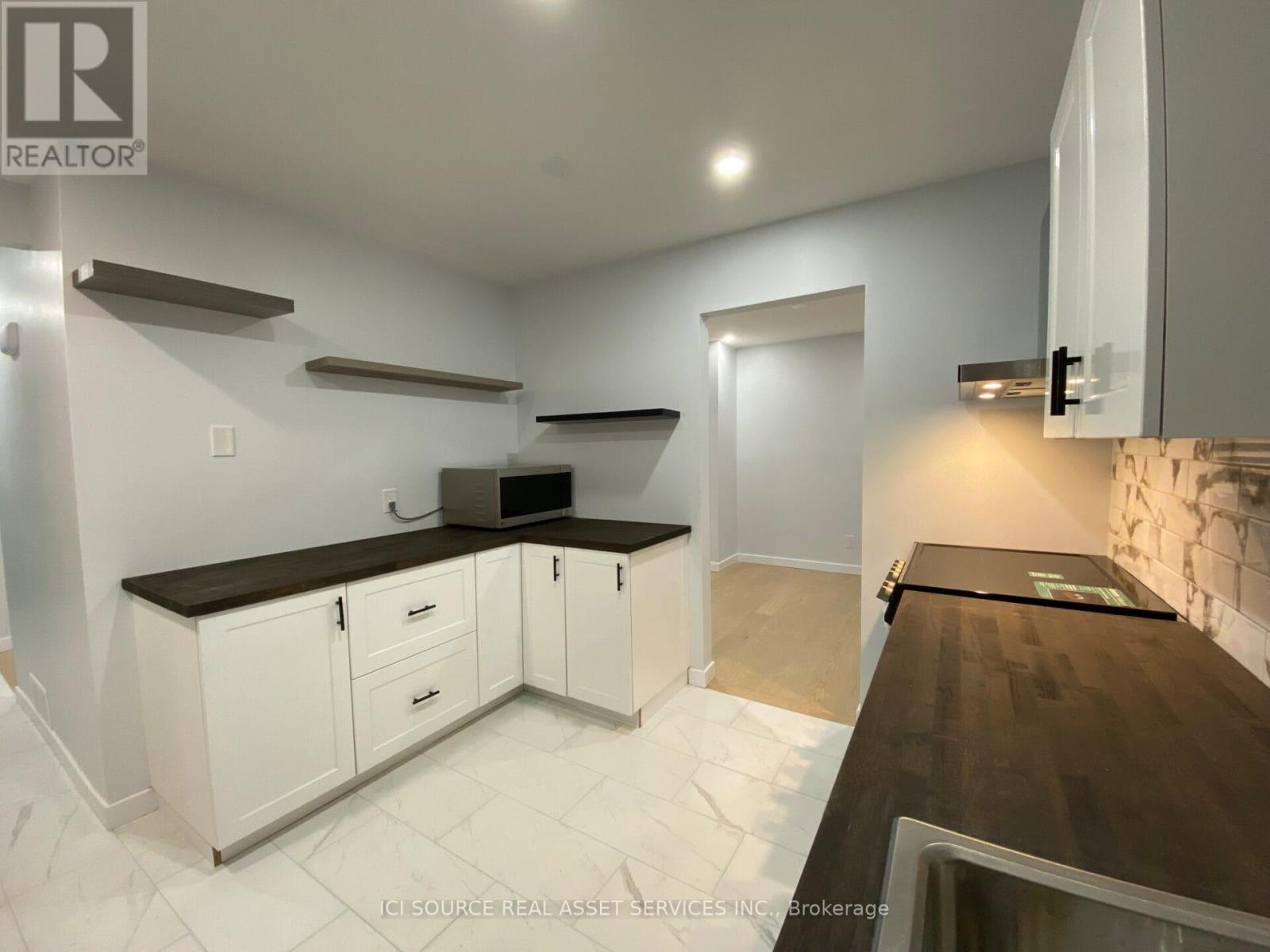 15 Scharf Lane, Ottawa, Ontario  K2L 2K3 - Photo 10 - X12515720