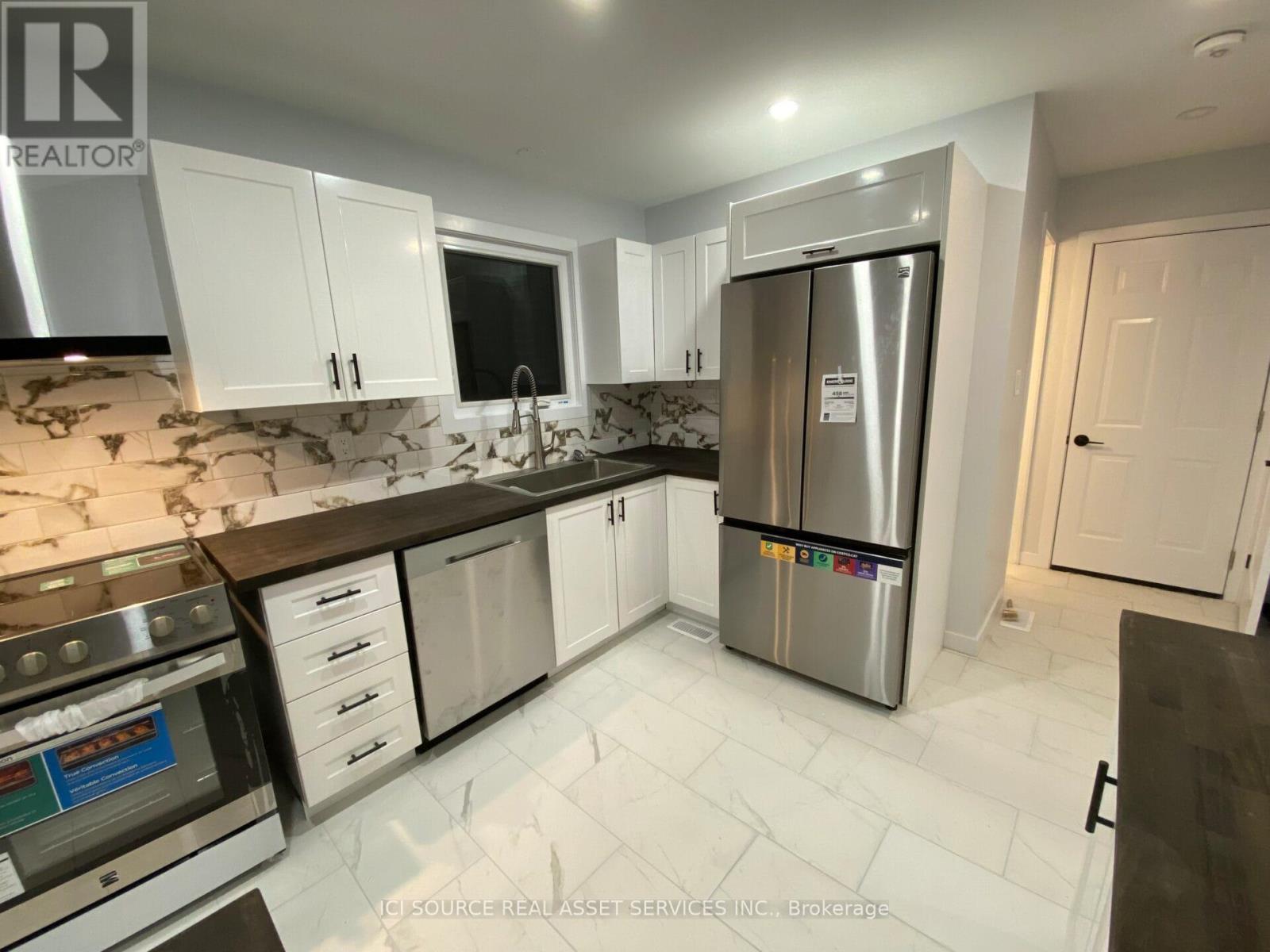 15 Scharf Lane, Ottawa, Ontario  K2L 2K3 - Photo 12 - X12515720