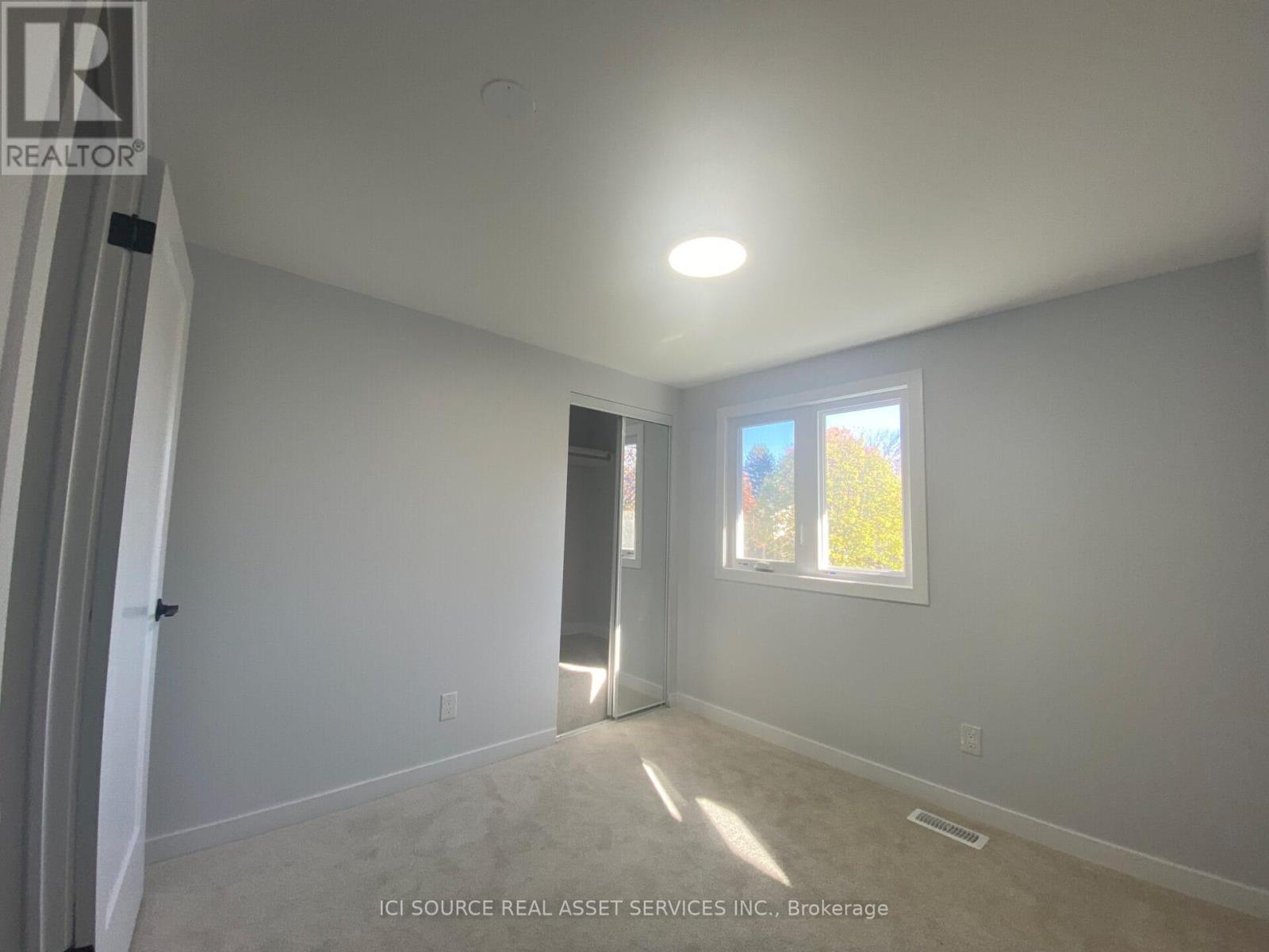 15 Scharf Lane, Ottawa, Ontario  K2L 2K3 - Photo 17 - X12515720