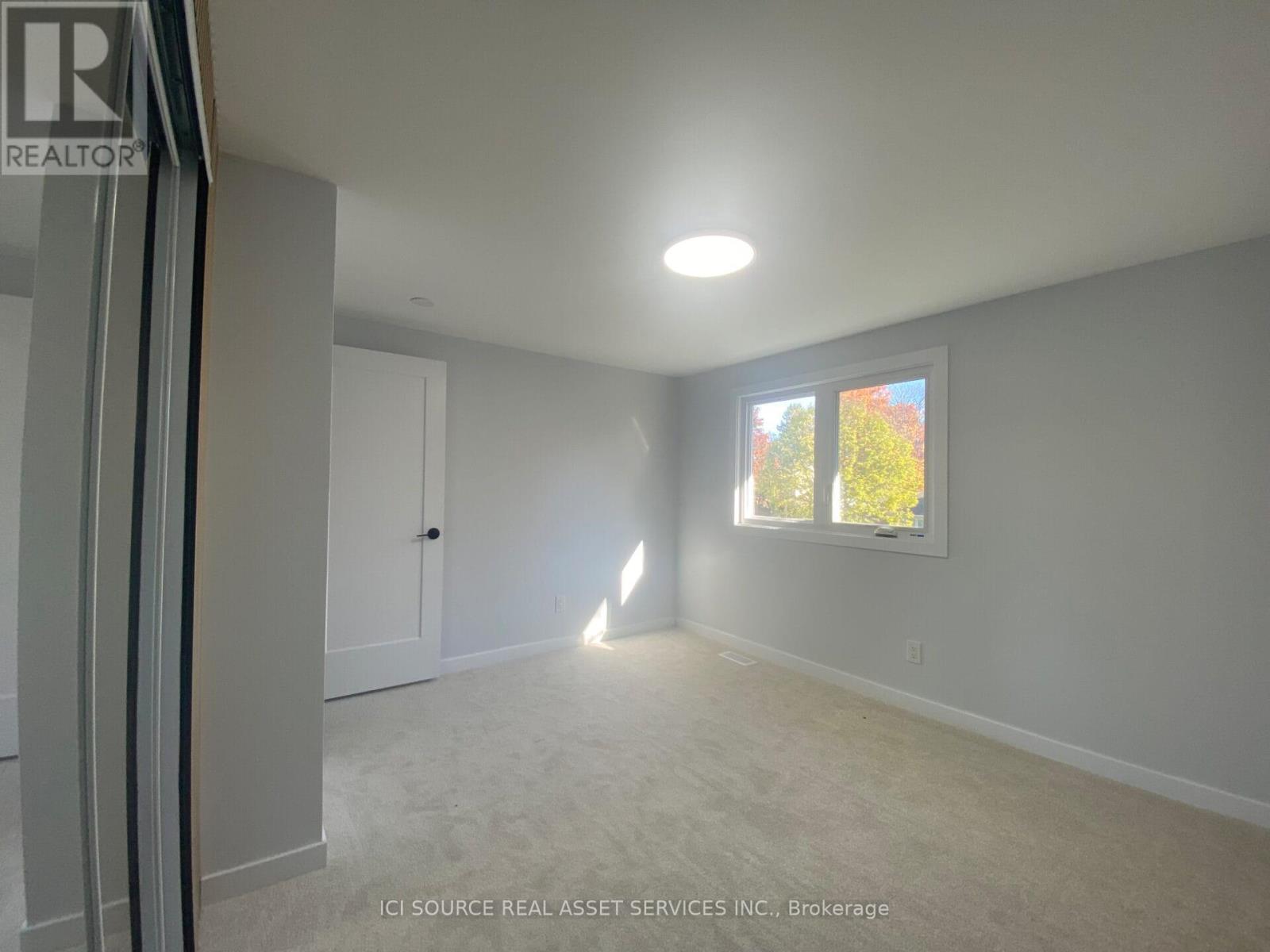 15 Scharf Lane, Ottawa, Ontario  K2L 2K3 - Photo 23 - X12515720