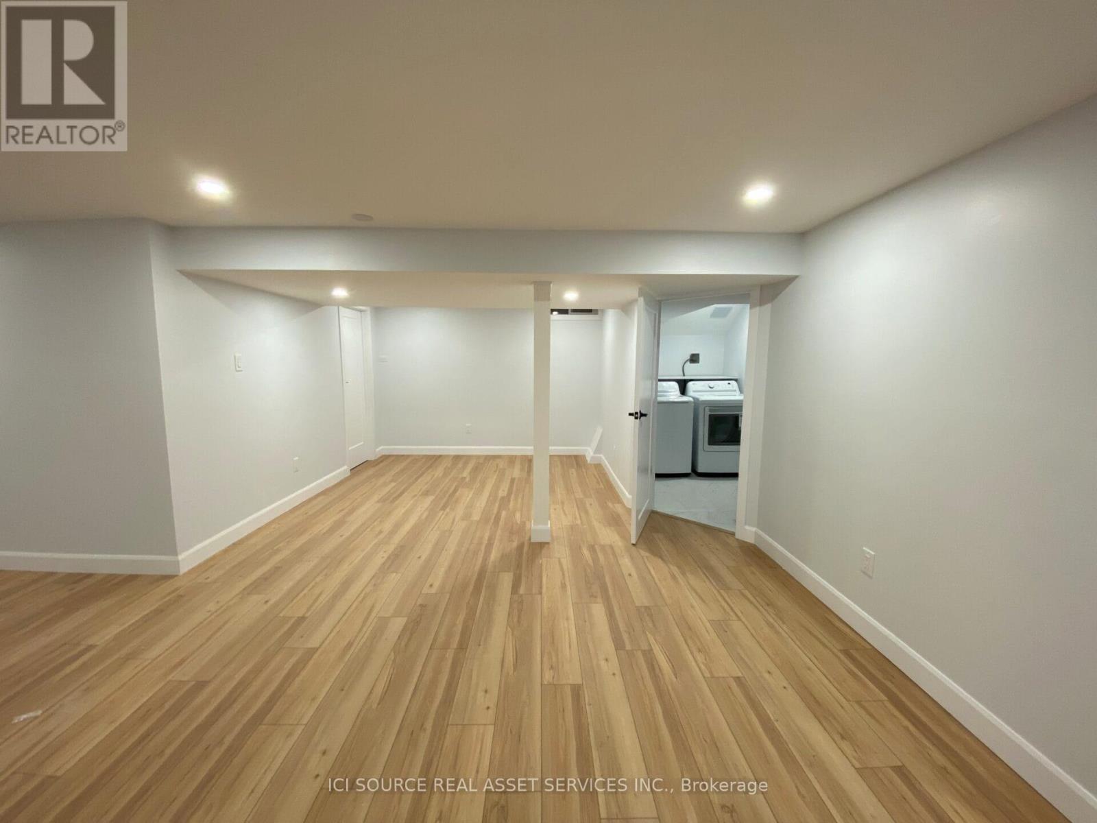 15 Scharf Lane, Ottawa, Ontario  K2L 2K3 - Photo 31 - X12515720