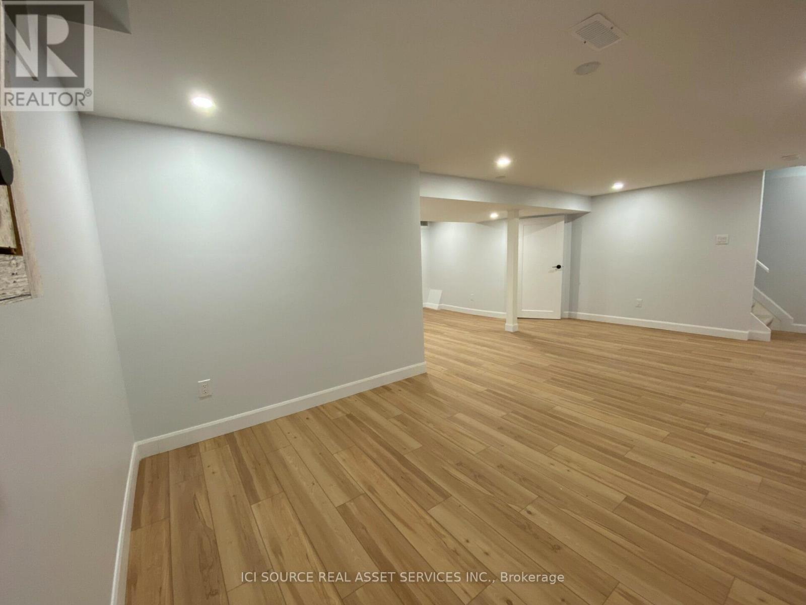 15 Scharf Lane, Ottawa, Ontario  K2L 2K3 - Photo 35 - X12515720