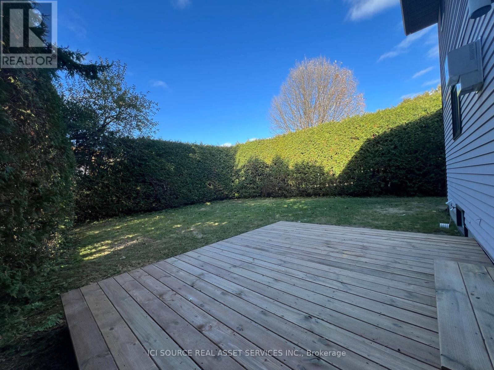 15 Scharf Lane, Ottawa, Ontario  K2L 2K3 - Photo 37 - X12515720