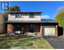 15 SCHARF LANE, Ottawa, Ontario