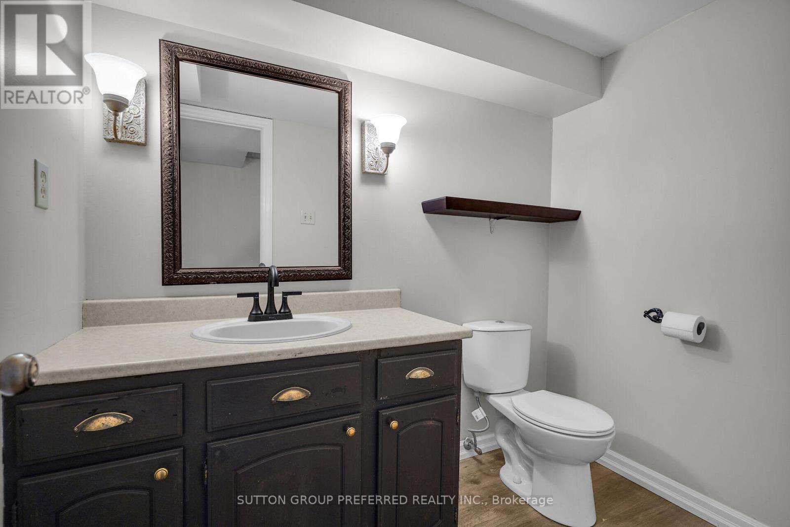 142 - 900 Pond View Road, London South, Ontario N5Z 4L7 - Photo 22 - X12515732