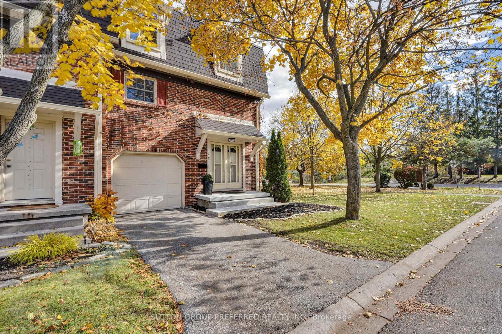 142 - 900 Pond View Road, London South, Ontario N5Z 4L7 - Photo 3 - X12515732